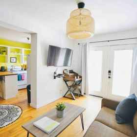 Primary image1Eco Studio，Reuben H. Fleet Science Center飯店