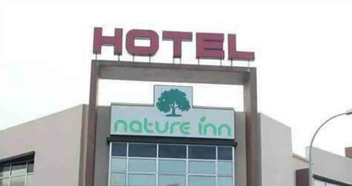 Khác Nature Inn