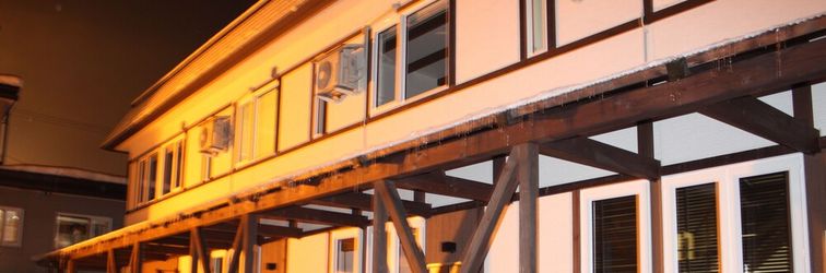 Others Tsuru Apartments