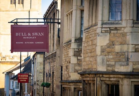 其他 The Bull And Swan