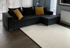 Others 7 Chic London Apartment - Saint Clements Retreat