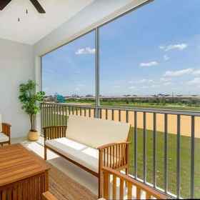 Room 1 โคซี่ 3Bd แชมเปี้ยนส์ เกท รีสอร์ต รีทรีต ใกล้ดิสนีย์, โรงแรม & ที่พัก Calabay Palms Villa