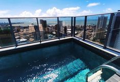 Lain-lain 3 One Way Suites Tambau