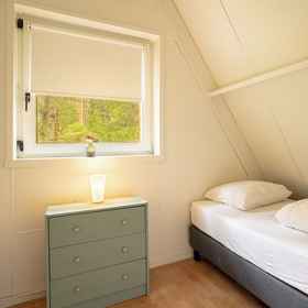 Room 1 บอสฮุยส์เย เรเคม ทรี-เบดรูม เฮาส์, โรงแรม & ที่พัก Fort Sint Pieter