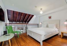 Others 2 w Grandiose 1BR w Balcony in San Felipe