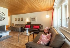 Others 6 Atttila Attika