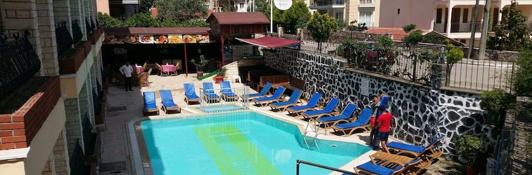 Others Özlem 1 Apart