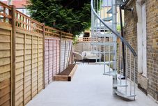 Others The Earlsfield Flat