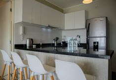 Others 3 w Contemporary 2BR w Balcony in Barranco