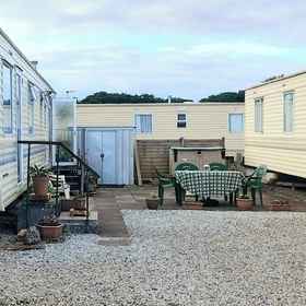 Primary image 1 5เบิร์ธ -แฟมิลี่ เฟรนด์ลี่ -จอดรถฟรี -ฮีทเต็ด พูล, โรงแรม & ที่พัก Church Enclosure of St Hydrock