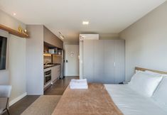 기타 3 High-standard Studio in Moinhos Gos1007