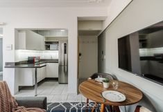 Lain-lain 7 Practical Studio Near Farroupilha Park Hpn707