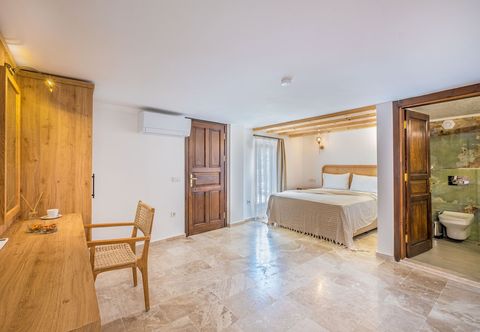 Others Studio Patara