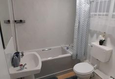 Others 7 Charming Northampton Apartment With 2 Bedrooms