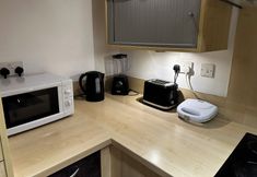 Khác 2 Charming Birmingham Apartment With Mini Balcony and Wifi With a Free Parking