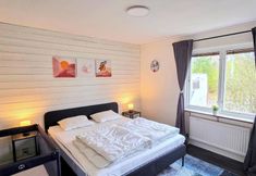 Others 2 3BR Home Near Lake Vänern Covered Deck & BBQ