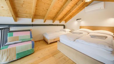 其他 4 Inteligentne Rubinowe Domy Sun & Snow