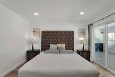 其他 Pool - Gym - Patio - Firepit - Outdoor Space