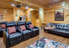 Others 6 Gatlinburg Getaway - Private Theater Hot Tub