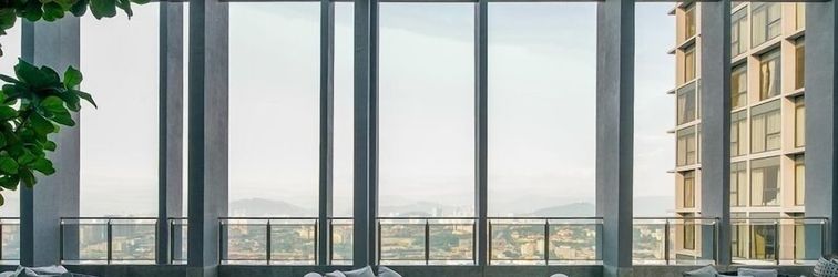 Others Expressionz Suites by Manhattan Group