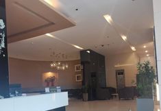 อื่นๆ 3 Cozy Quezon City Condo With Private Pool & Elevator Access