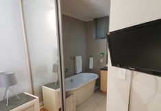 Others 3 Glammys Suites at Hydro