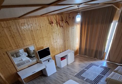 Others Saklıköyevleri