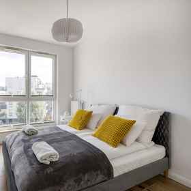 Room1Warsaw Night Apartments Chopin Airport,维日布诺飯店