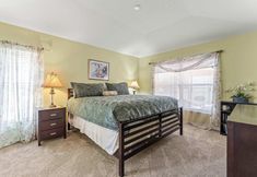 Others 7 Tropical Oasis on Hypolita