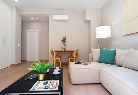 기타 Nice apt With Terrace in Malaga. Trinidad Grund B