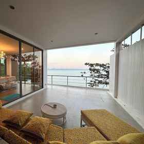 Primary image1Secluded Oasis in Ratsada, Thailand - Private Villa With Stunning Sea Views,奈岛飯店