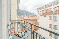 อื่นๆ Central & White Apartment by Rent all Como