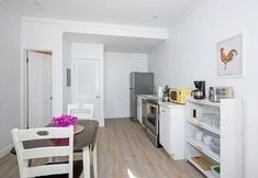 Others 2 Laughing Bird Studio #4 - Brand New Stylish Studio, Pool, Beach 1 Bedroom Condo