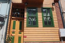 Others 3 floor history mansion