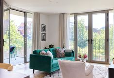 Lain-lain 3 The Green Balcony Flat in West Hampstead