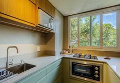 기타 4 Apartment With 2 Suites and Barbecue. Mde0406