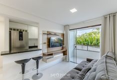 其他 6 Apartment in Building With Swimming Pool Blt0007