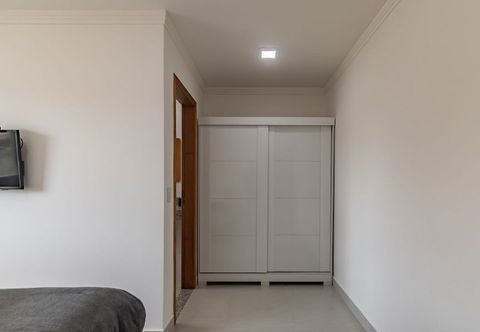 其他 Comfortable Home With Great Location! Bmr0004