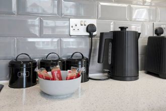 Others 4 Spacious Cardiff Central Fast Wifi Netflix