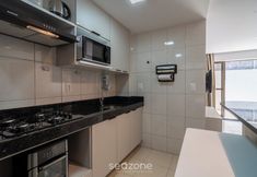 Others 5 Apt in Condo one Block From the sea w Pool Hss0007