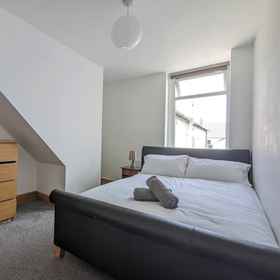 Room1Family-sized Comfort - Walk to Lake & City Centre,格兰奇敦飯店