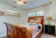 อื่นๆ 7 Boho Beach Bliss 2BR Retreat Steps From the Sand