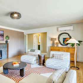 Primary image1Walk to Beach & Shops Fireplace, Patio Dining & Firepit at Manzanita Ave,Nehalem H Street Dock飯店