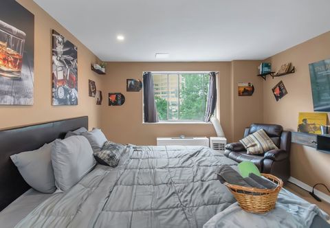 其他 Lux 2BR Condo w/ King Beds DTWN