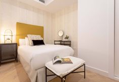 Others 6 Exclusive Apartment in City Center. Capiteles