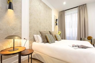 Others 4 Exclusive Apartment in City Center. Capiteles