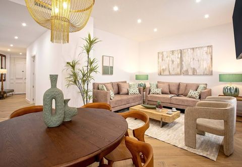 Others Exclusive Apartment in City Center. Capiteles