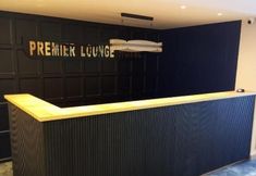 Khác 2 Premier Lounge Hotel