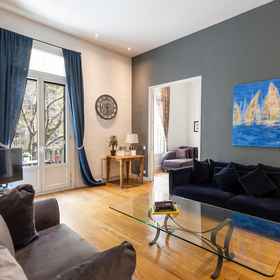 Room 1 Apartamento Deluxe de dos Habitaciones, โรงแรม & ที่พัก Tetuan