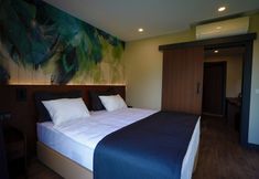 其他 6 SERENITY MANZAR